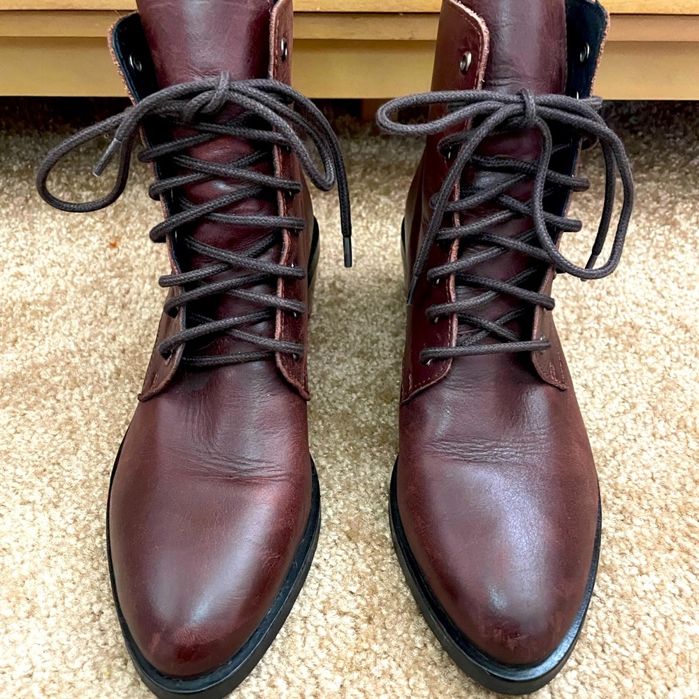 Jeffrey Campbell - Free People Zephyr Lace up boots Burgundy Size 8
